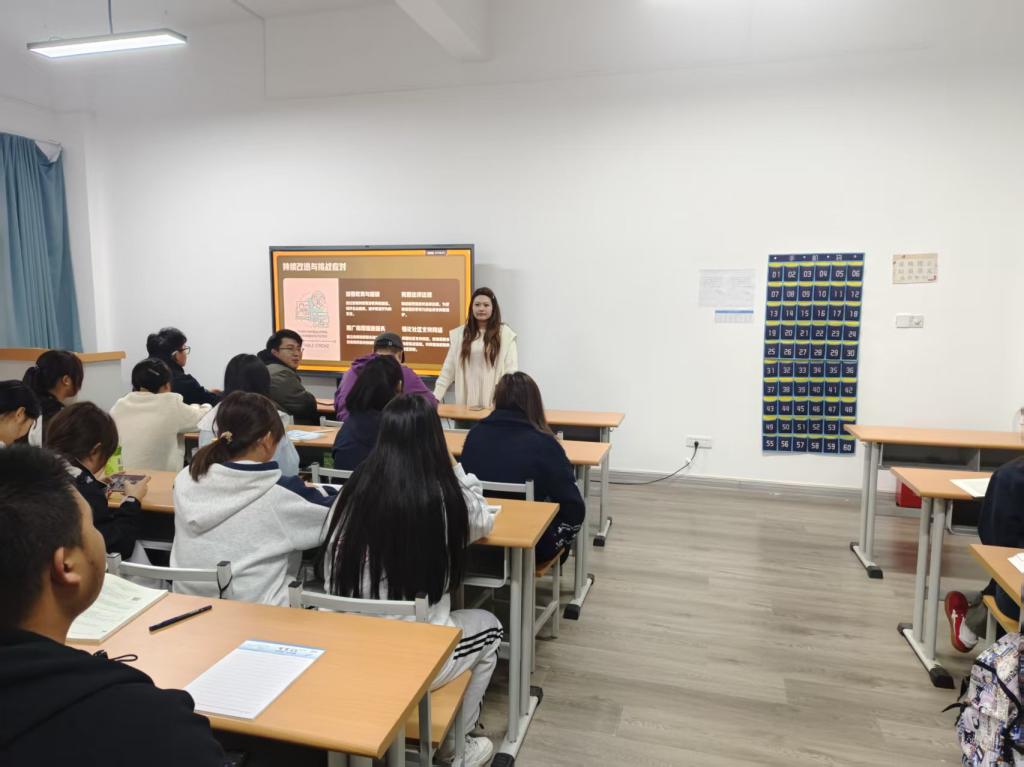 谈球吧(中国)官方网站