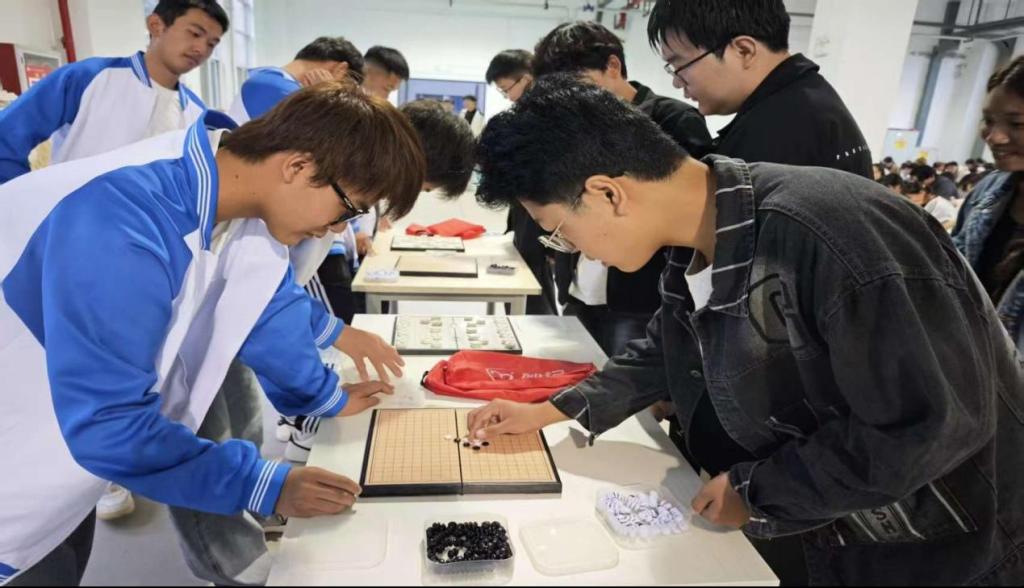 谈球吧(中国)官方网站