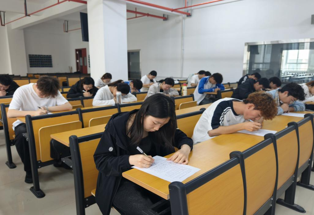谈球吧(中国)官方网站