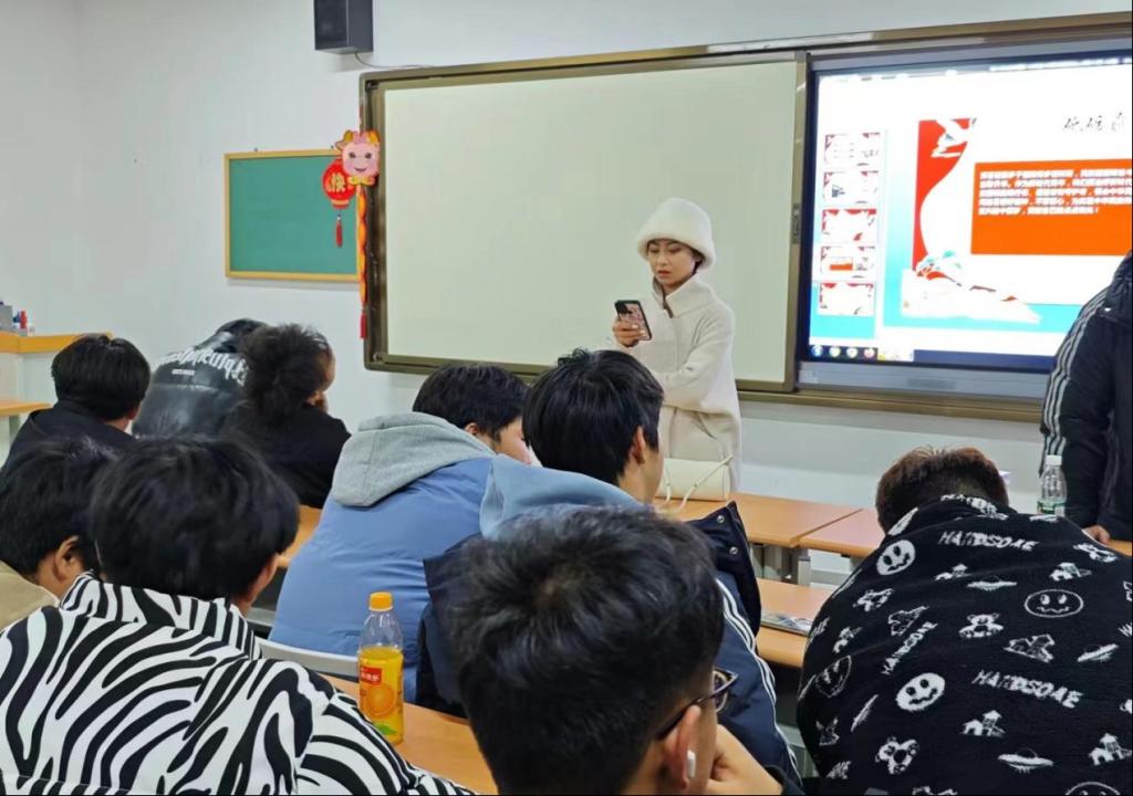 谈球吧(中国)官方网站