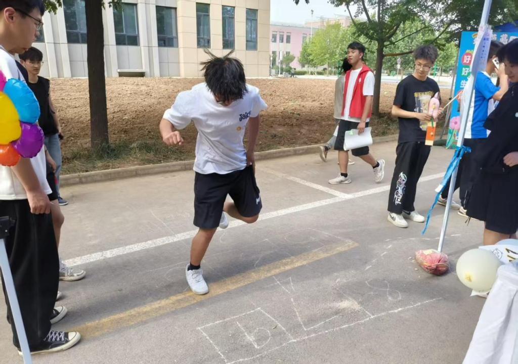 谈球吧(中国)官方网站